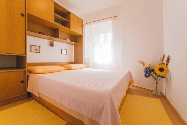 Omis Center Vila 外观 照片