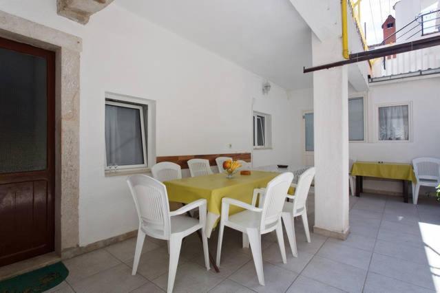 Omis Center Vila 外观 照片